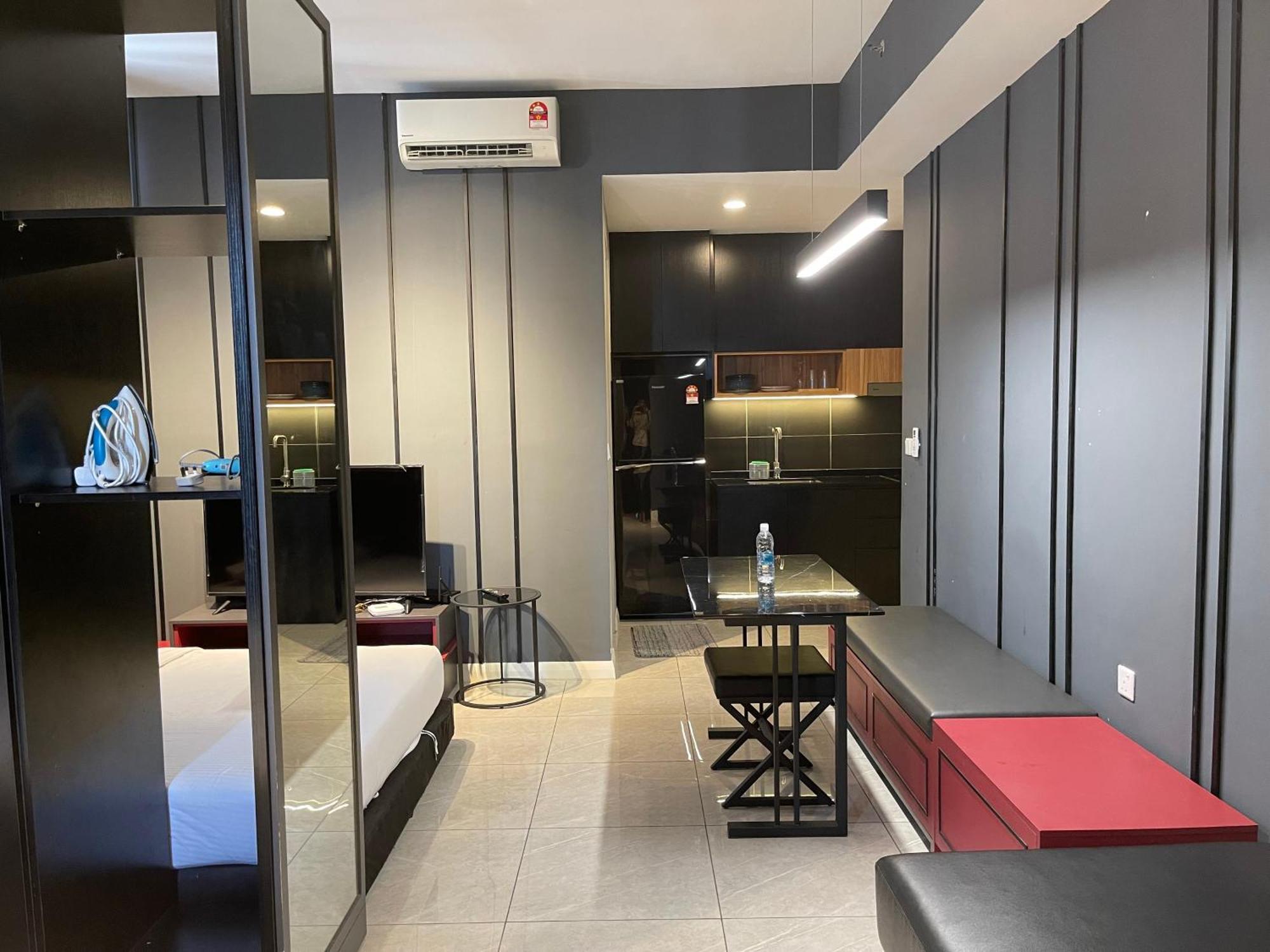 Axon Premium Kl Pavilion Apartment