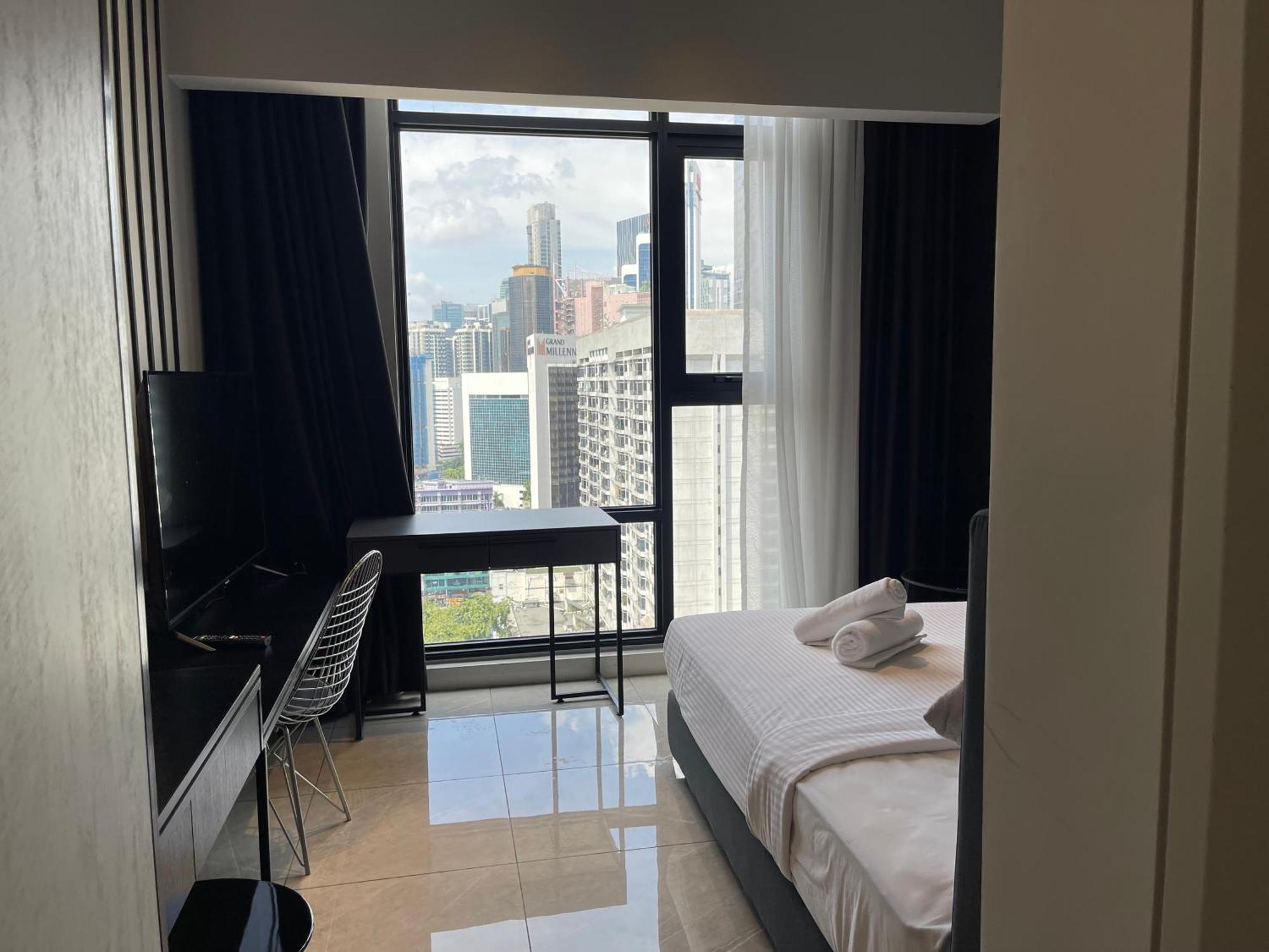 Axon Premium Kl Pavilion Apartment *