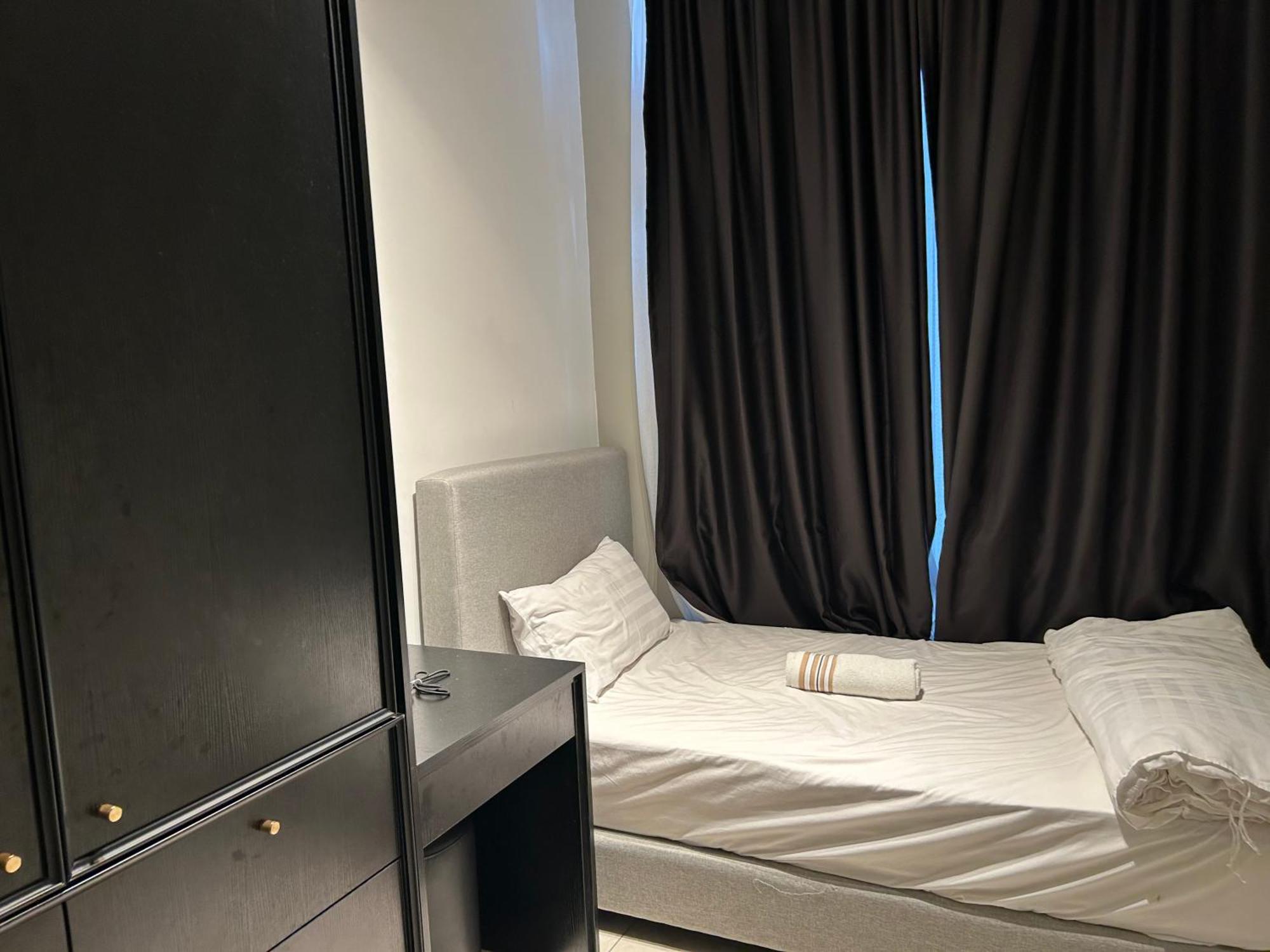 Axon Premium Kl Pavilion Apartment